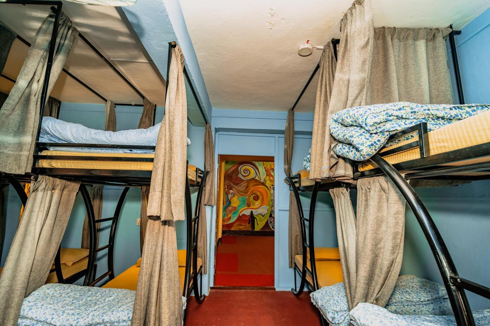Rest Up Kathmandu Hostel Exterior foto